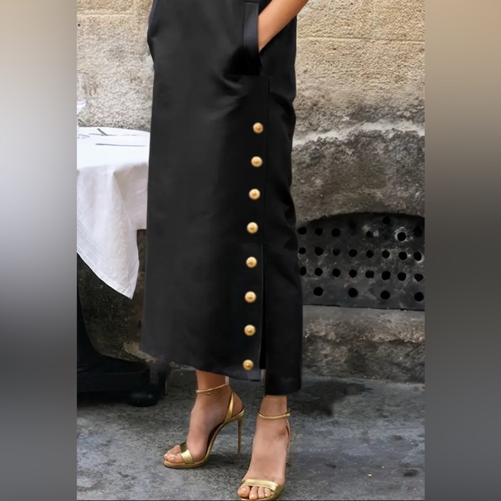 Elegant Black Sleeveless Dress with Gold Button Accents - Picture 3 of 5